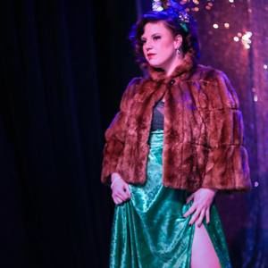 Meet your Posher, Pixie